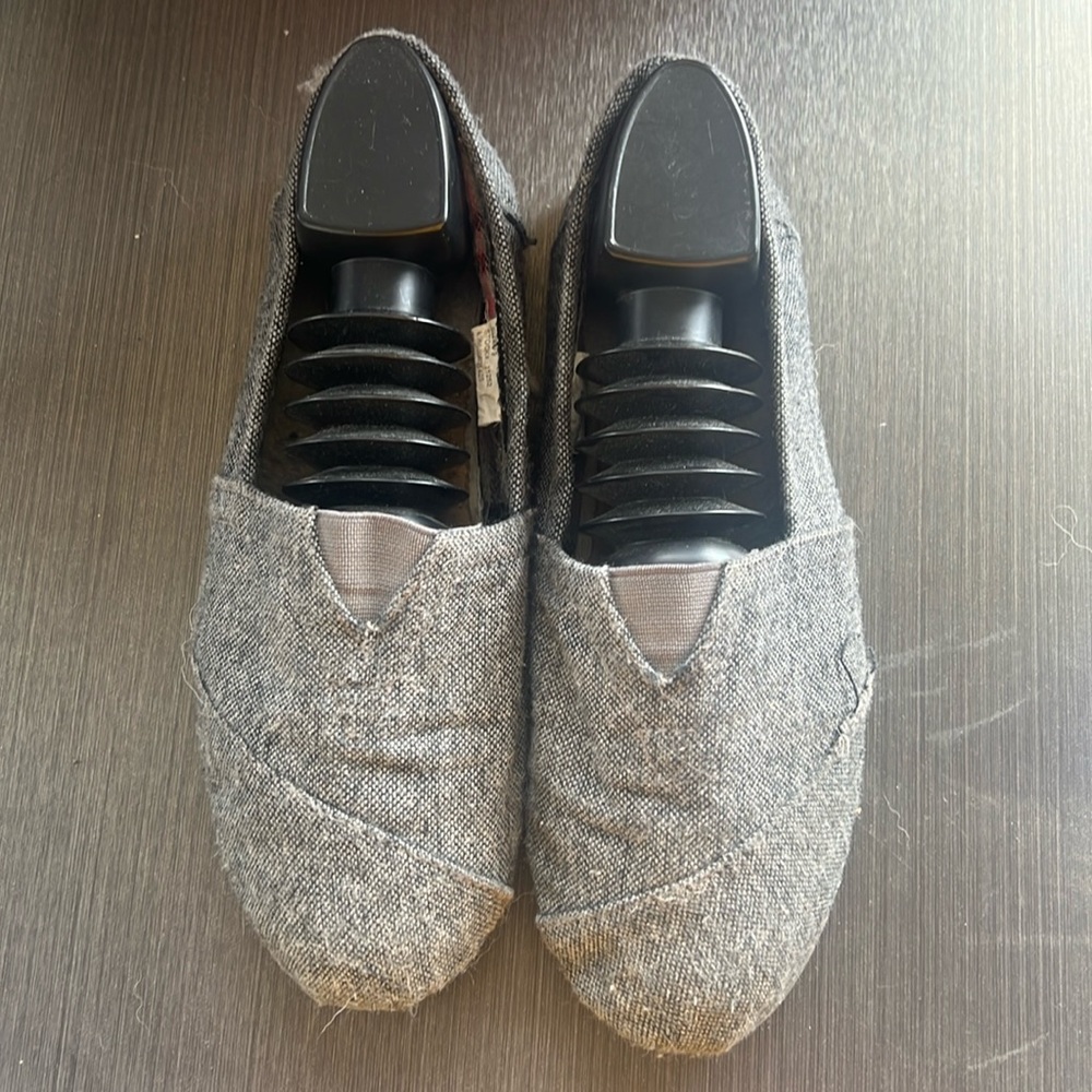 Slip on flats